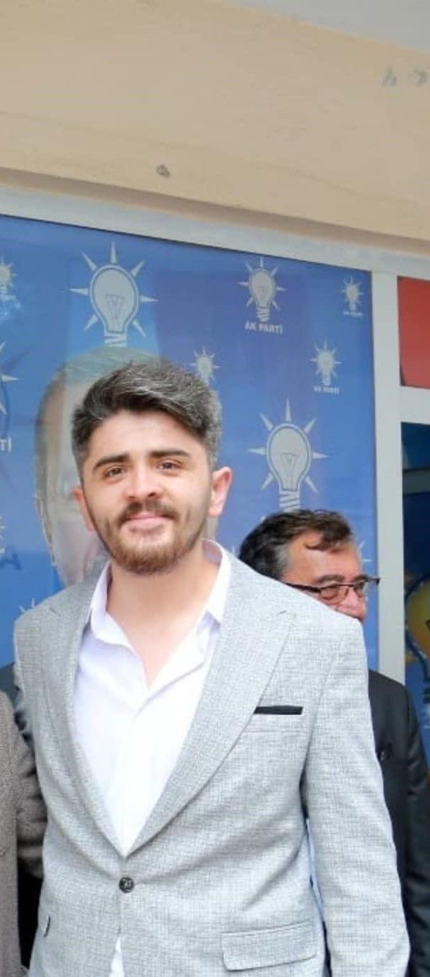 AK Partili isme bıçaklı saldırı: O anlardan ilk görüntüler... AK Partili isme bıçaklı saldırı: O anlardan ilk fotoğraflar... - 1. Resim