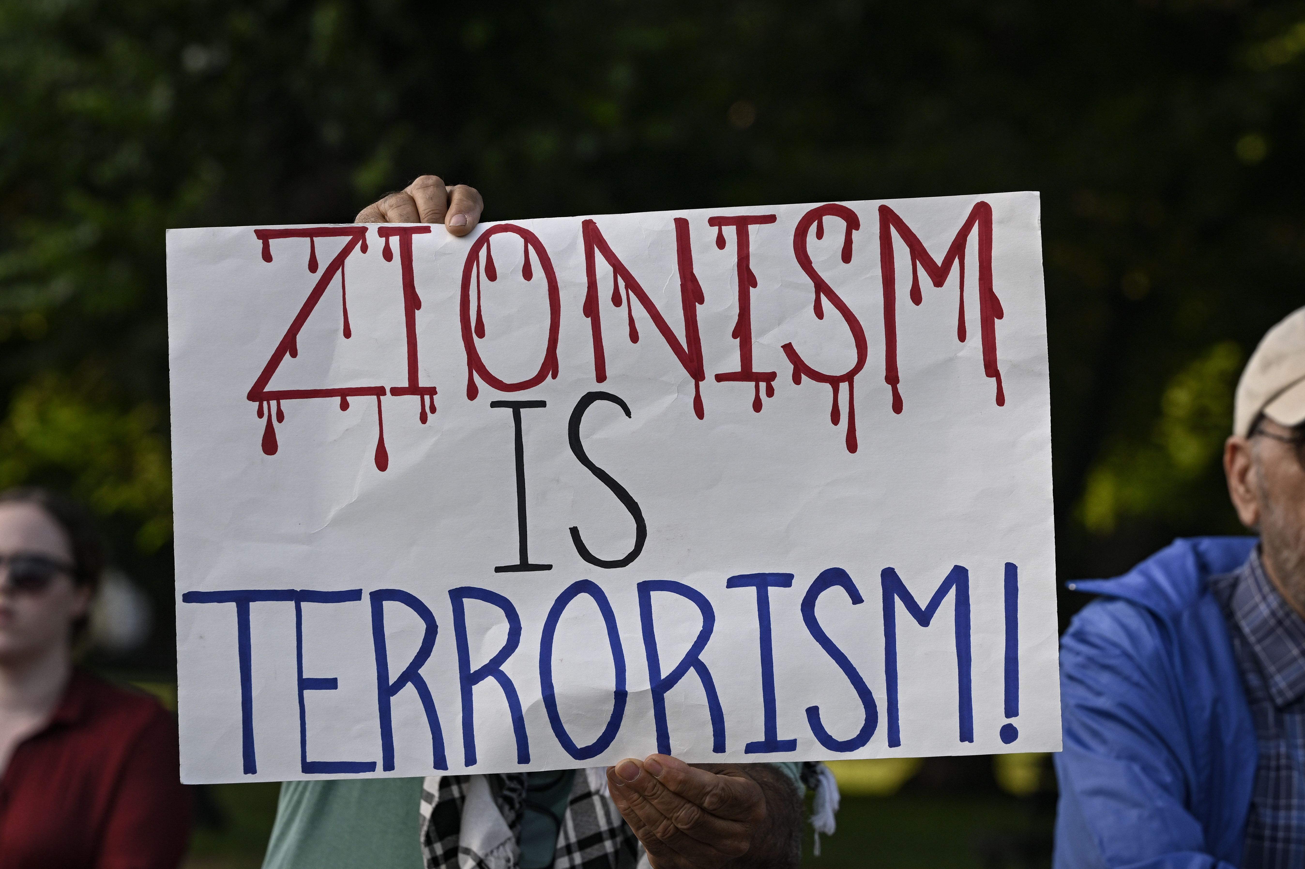 Beyaz Saray önünde ABD ve İsrail'e Refah tepkisi Beyaz Saray önünde ABD ve İsrail'e Refah tepkisi - 2. Resim