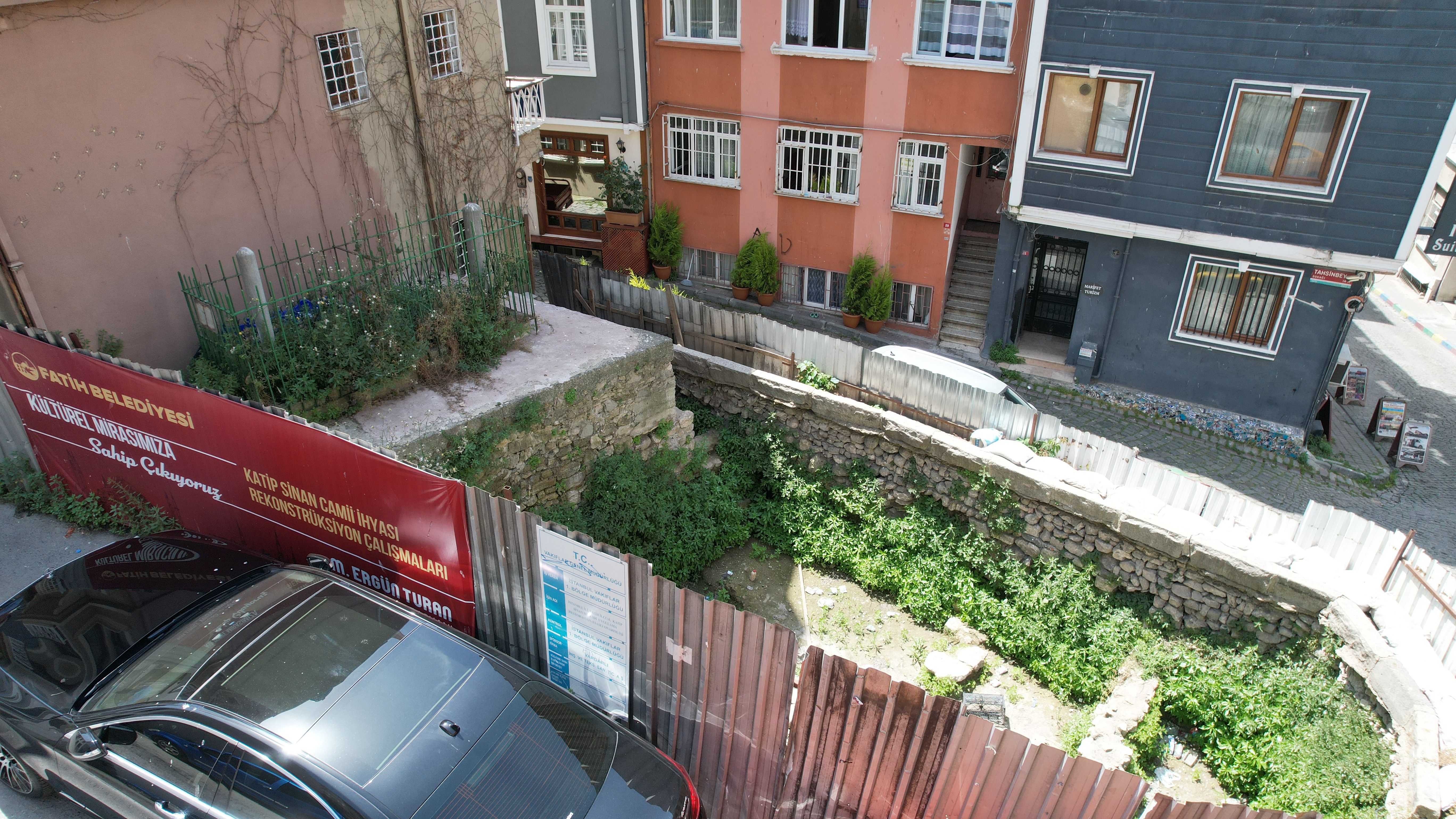 Çöplük olarak kullanılan vakıf eseri hakkında sevindiren karar! Katip Sinan Ağa Mescidi yeniden ihya edilecek Çöplük olarak kullanılan vakıf eseri hakkında sevindiren karar! Katip Sinan Ağa Mescidi yeniden ihya edilecek - 3. Resim