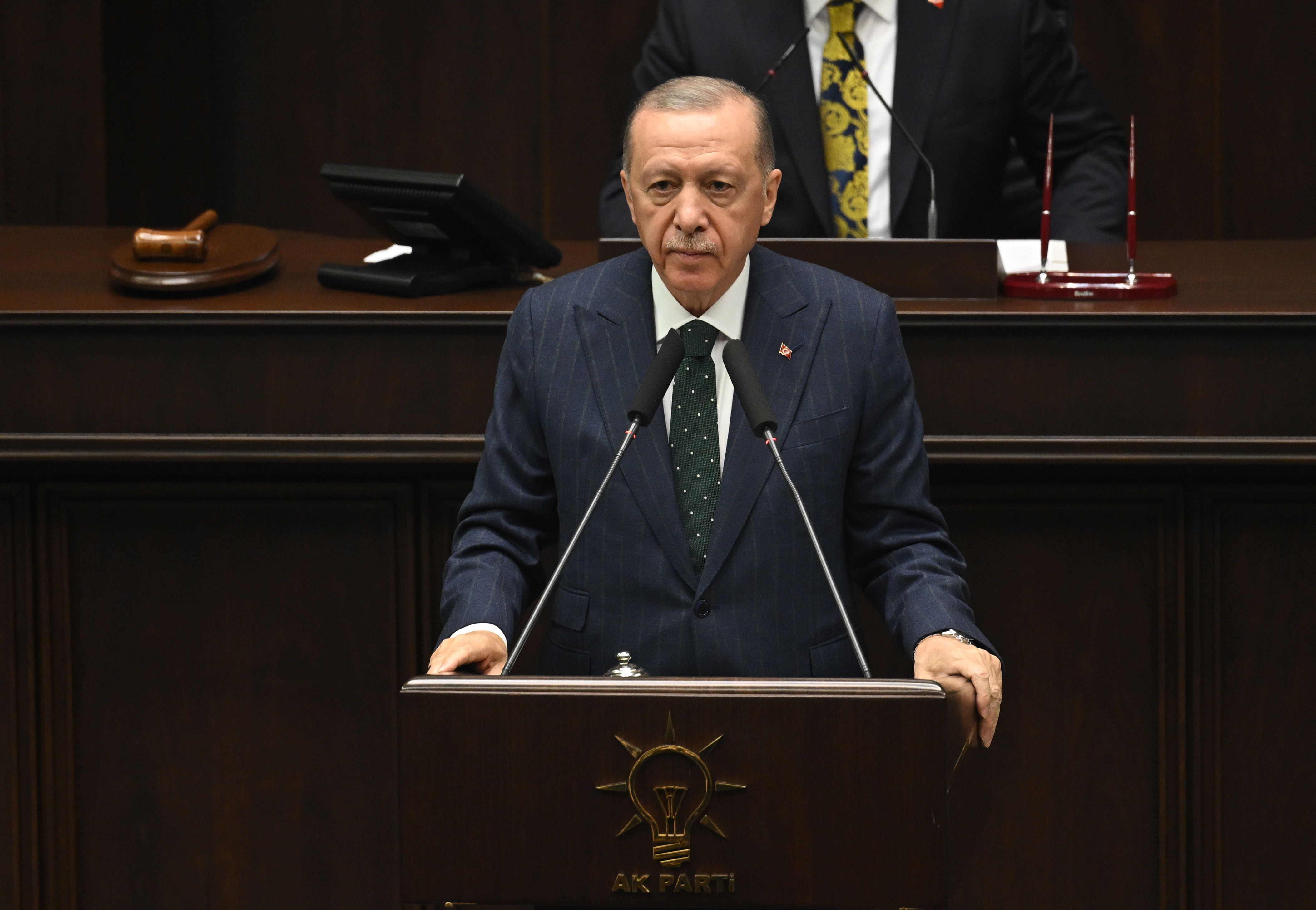 Cumhurbaşkanı Recep Tayyip Erdoğan'dan Kemal Kılıçdaroğlu'na 'hançer 'göndermesi! Her şeyi itiraf et Cumhurbaşkanı Recep Tayyip Erdoğan'dan Kemal Kılıçdaroğlu'na 'hançer 'göndermesi! Her şeyi itiraf et - 1. Resim