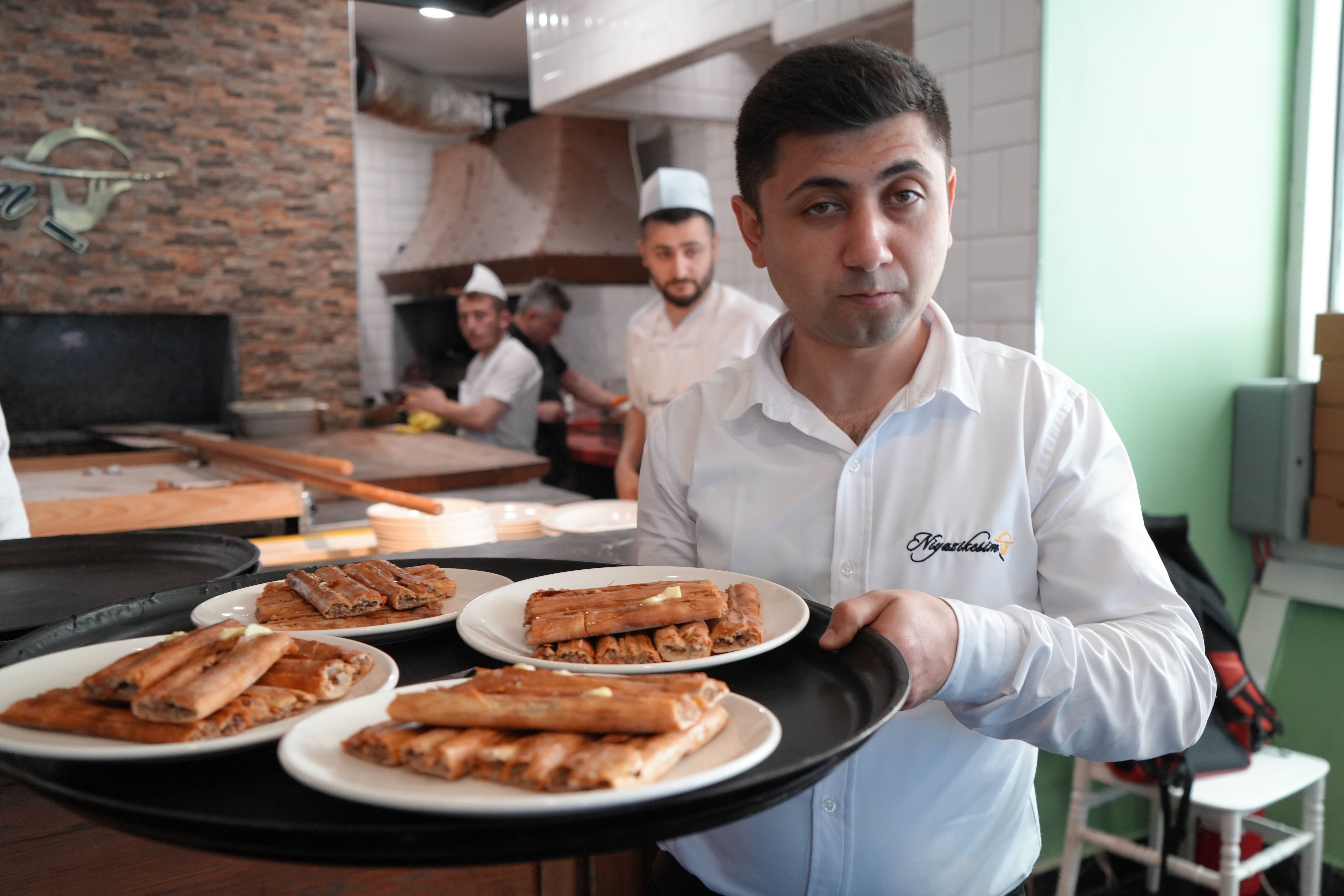 'Dünyanın en iyi ekmeği seçilen ‘Bafra pidesi’nin sırrı 'Dünyanın en iyi ekmeği' seçilen ‘Bafra pidesi’nin sırrı - 1. Resim