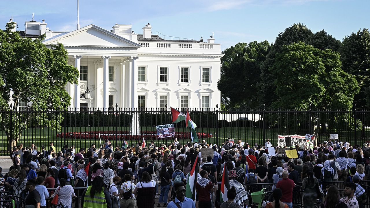 Gazze ve Refah'ta son durum... Alarm sesleri yükseliyor! İsrail medyası duyurdu: Çok sayıda roket düştü Gazze ve Refah'ta son durum... ABD medyası duyurdu: İsrail ABD mühimmatıyla vurdu - 1. Resim