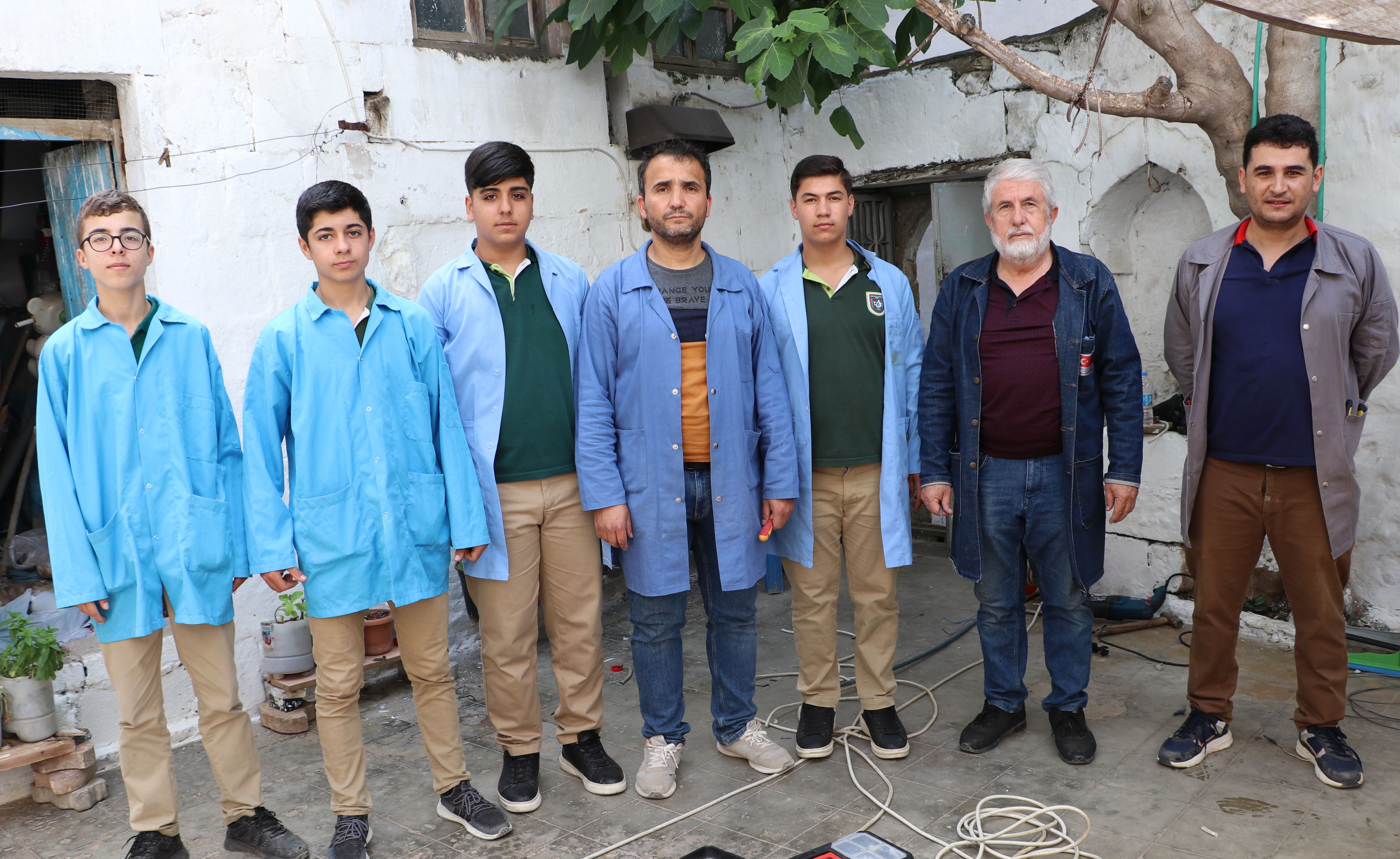 Meslek liseliler kapı kapı gezerek gönülleri fethediyor! Öğrencilerden örnek proje Meslek liseliler kapı kapı gezerek gönülleri fethediyor! Öğrencilerinden örnek çalışma - 3. Resim