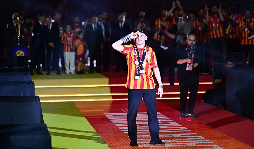 Real Sociedad, Kerem Aktürkoğlu ile anlaştı! Galatasaray'a ödenecek bonservis belli oldu Real Sociedad, Kerem Aktürkoğlu ile anlaştı! Galatasaray'a ödenecek bonservis belli oldu - 1. Resim