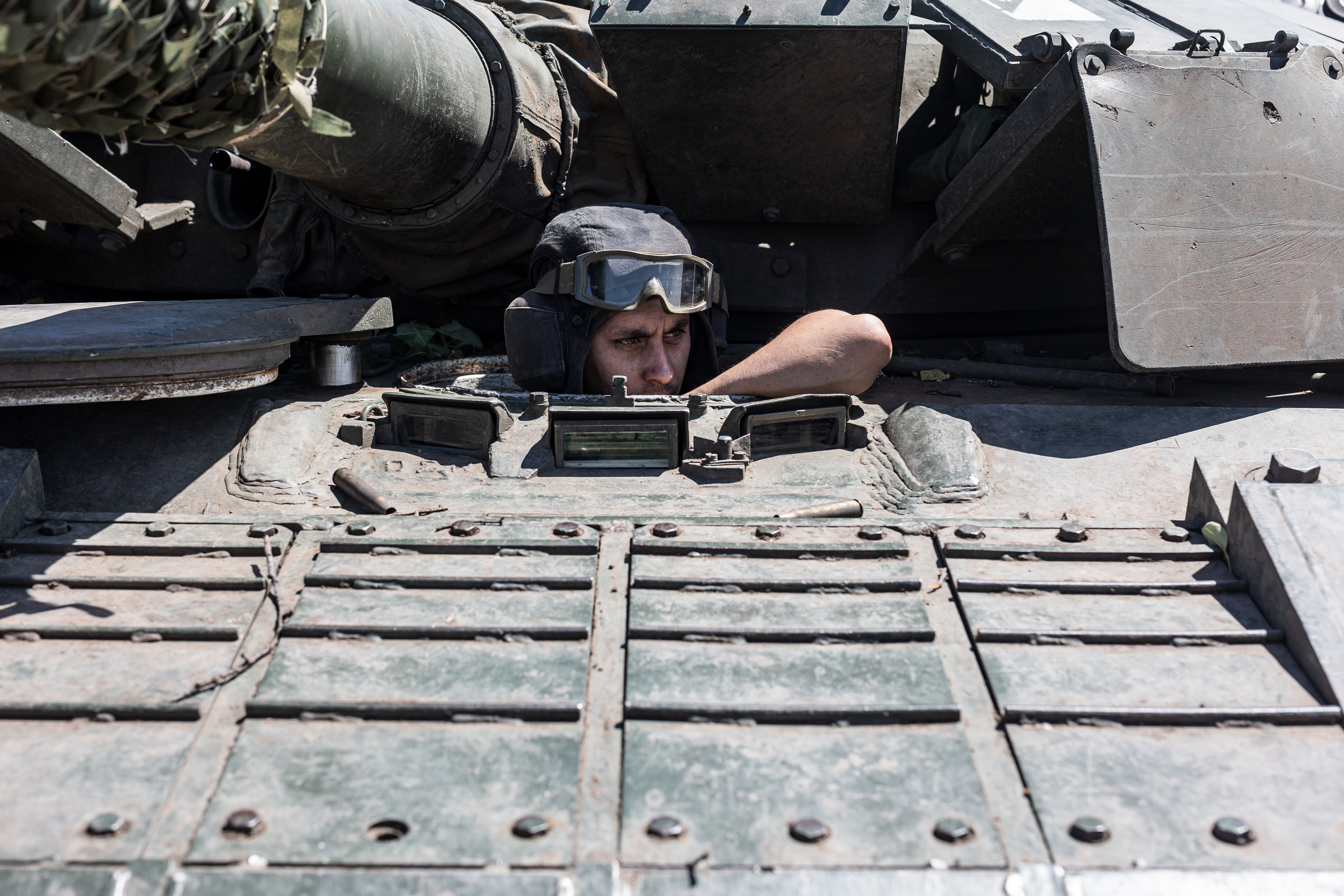 Ukrayna askerleri Donetsk'te eğitim yapıyor! Talim görüntüleri dünya basınında gündem oldu Ukrayna askerleri Donetsk'te eğitim yapıyor! Talim görüntüleri dünya basınında gündem oldu - 3. Resim