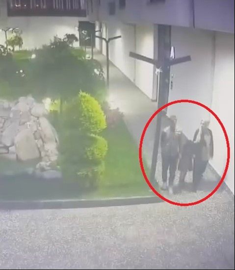 'Yanlış serum' faciası! 7 yaşındaki Yüsra hastaneye yürüyerek gitti, cenazesi çıktı - 3. Resim