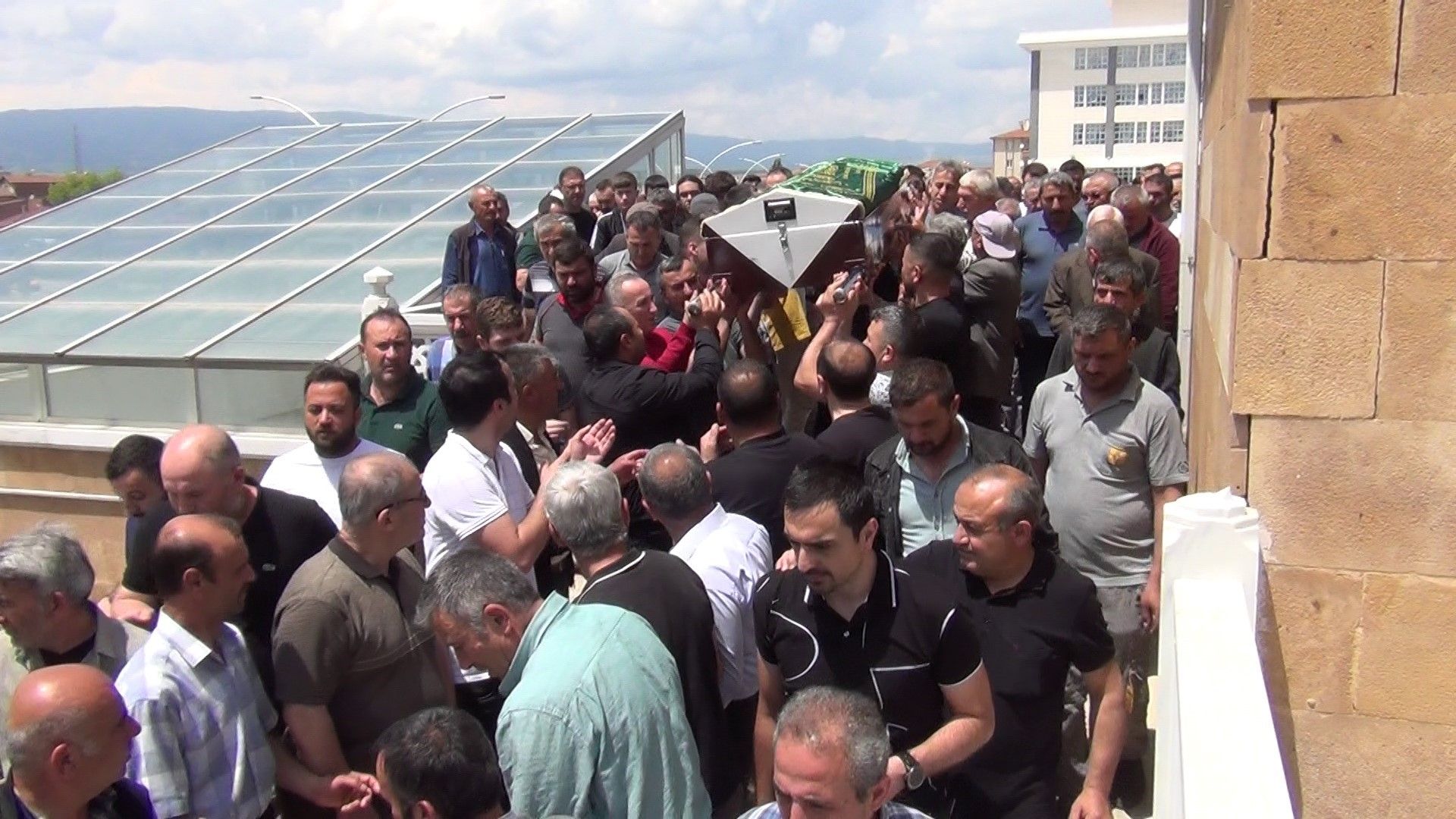 Ailenin dikkati ortaya çıkardı! Hastane morgunda cesetler karıştı - 1. Resim