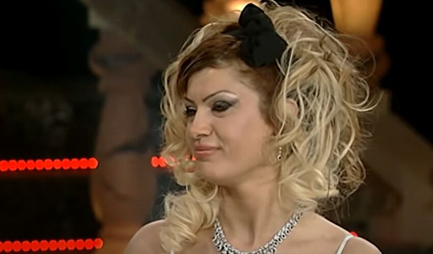 Canlı yayın konuğu Mehtap Yılmaz 1978 yılında Rize'de doğdu - 2. Resim