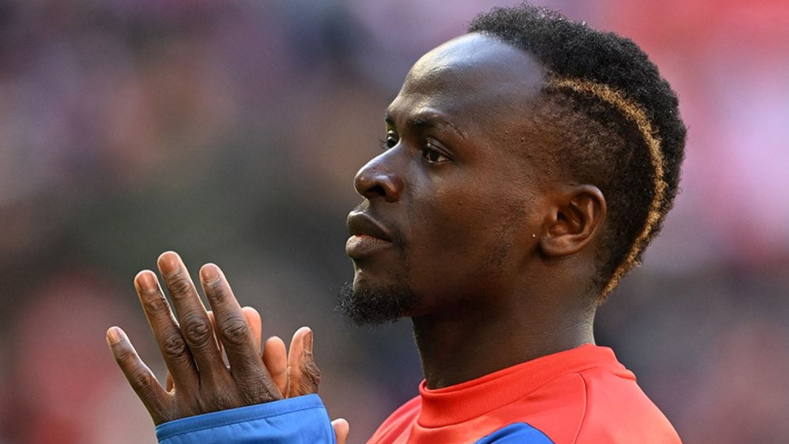 Fenerbahçe'de hedef rüya kadro kurmak! Ali Koç'un gözdesi Sadio Mane Fenerbahçe'de hedef rüya kadro kurmak! Ali Koç'un gözdesi Sadio Mane - 1. Resim