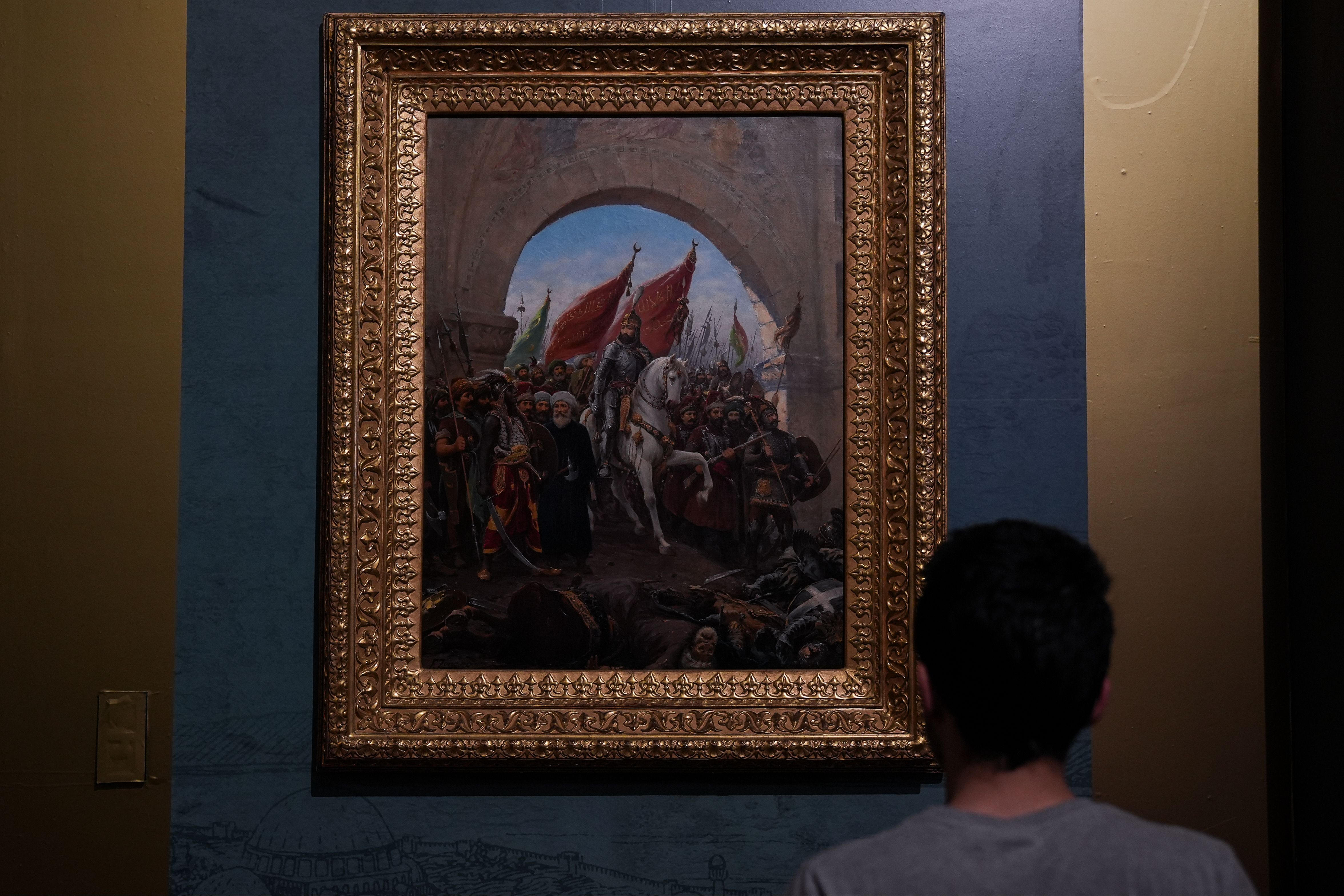 Kılıcından kaftanına görenler hayran kalıyor! Fatih Sultan Mehmed Sergisi ziyaretçilerini bekliyor Kılıcından kaftanına eşyaları burada! Fatih Sultan Mehmed Sergisi ziyaretçilerini bekliyor - 7. Resim