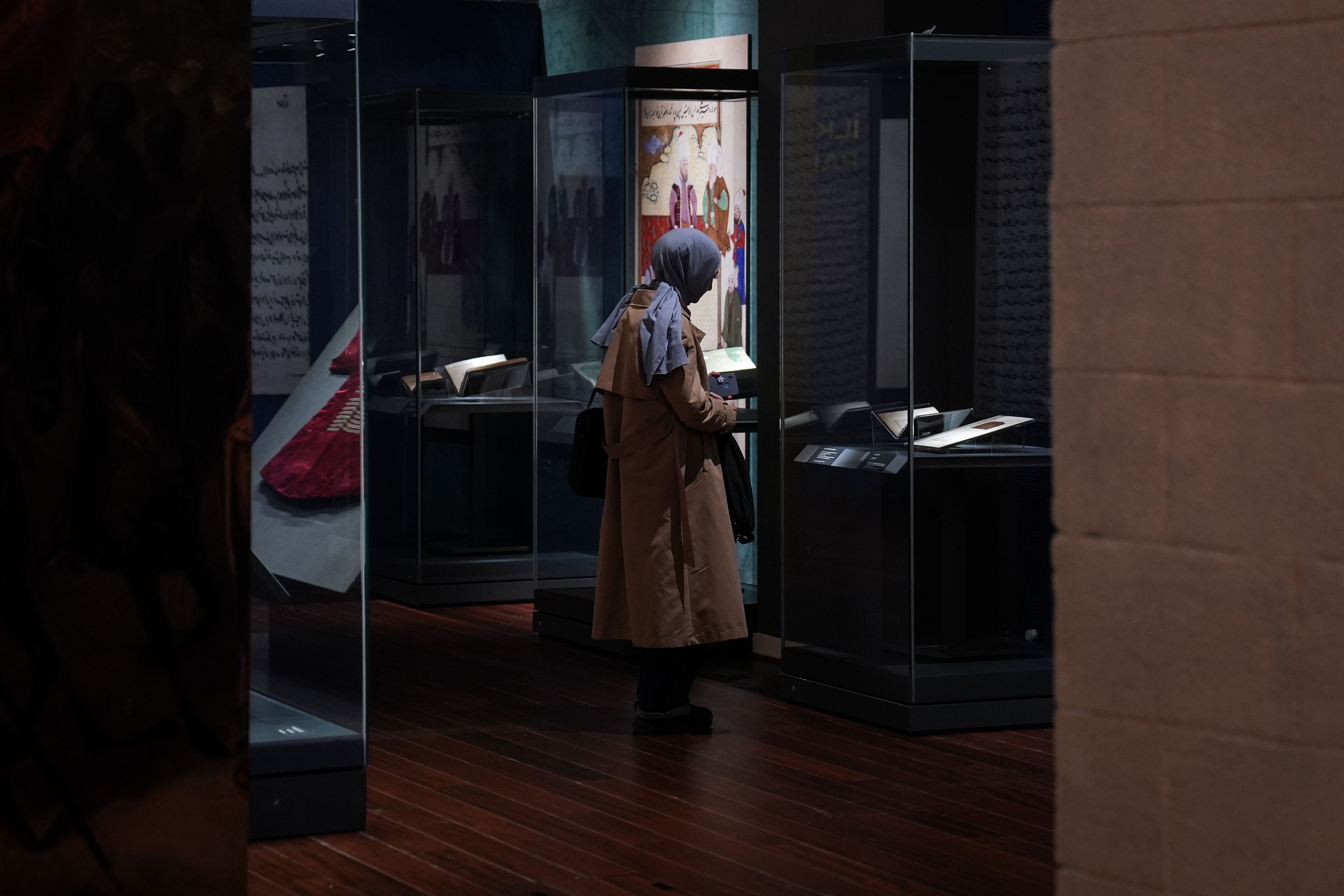 Kılıcından kaftanına görenler hayran kalıyor! Fatih Sultan Mehmed Sergisi ziyaretçilerini bekliyor Kılıcından kaftanına eşyaları burada! Fatih Sultan Mehmed Sergisi ziyaretçilerini bekliyor - 15. Resim