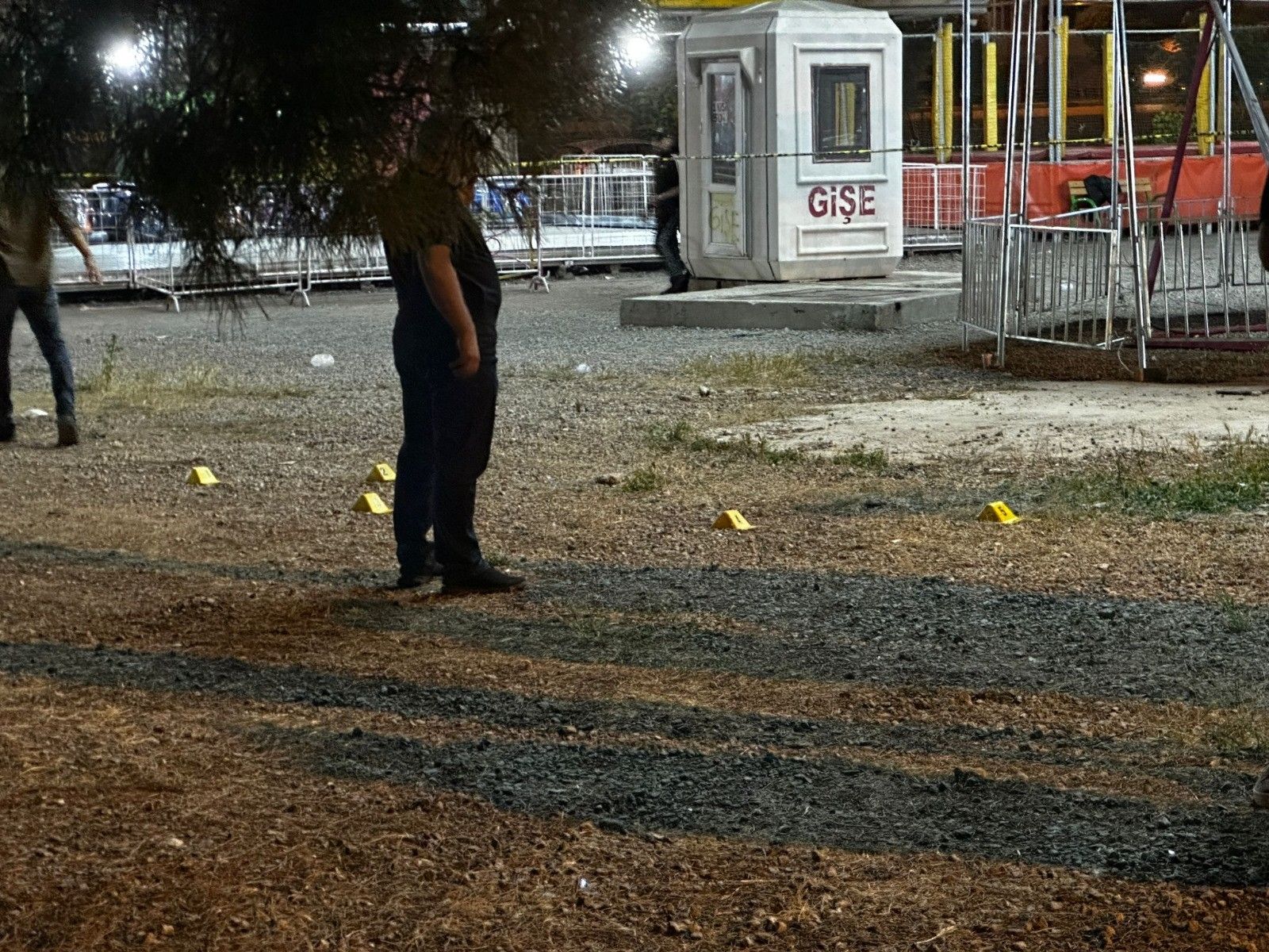 Manisa'daki konser alanı kana bulandı! Acımasızca öldürüldüler - 1. Resim