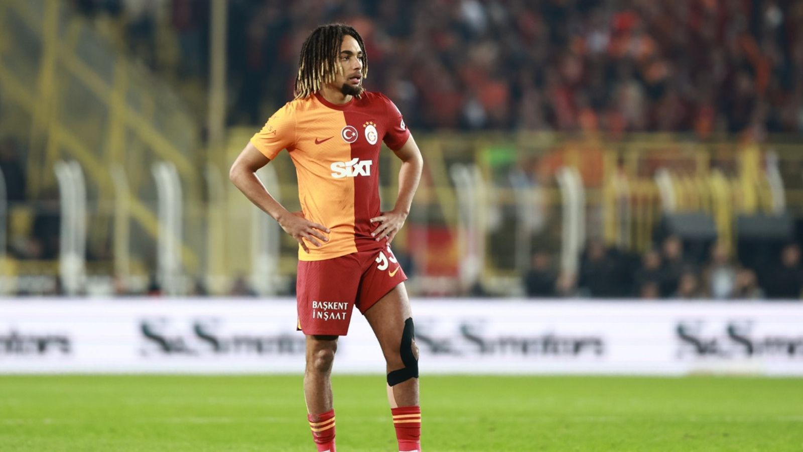 Sacha Boey Süper Lig'e geri dönüyor! Anlaşma sağlandı, kiralık geliyor Sacha Boey Süper Lig'e geri dönüyor! Anlaşma sağlandı, kiralık geliyor - 2. Resim