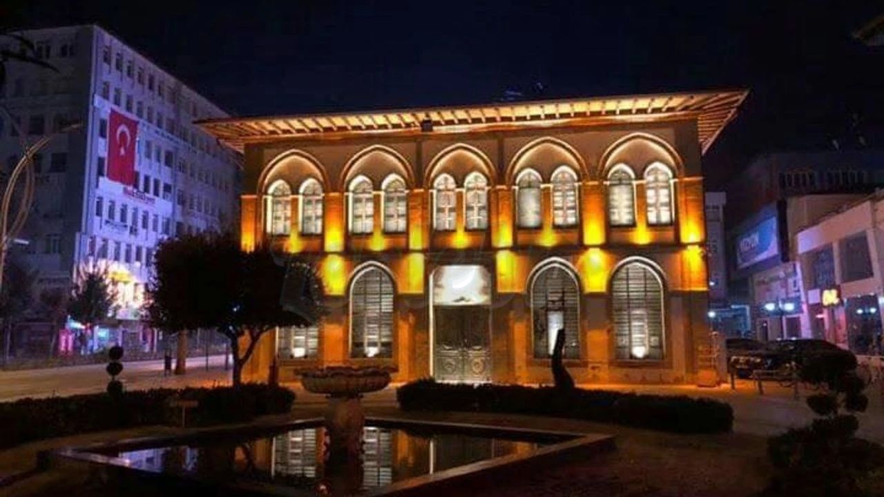 TÜİK’ten ters köşe anket: Türkiye’nin en mutsuz şehirleri belli oldu! Duyanlar şaşkına döndü - 9. Resim