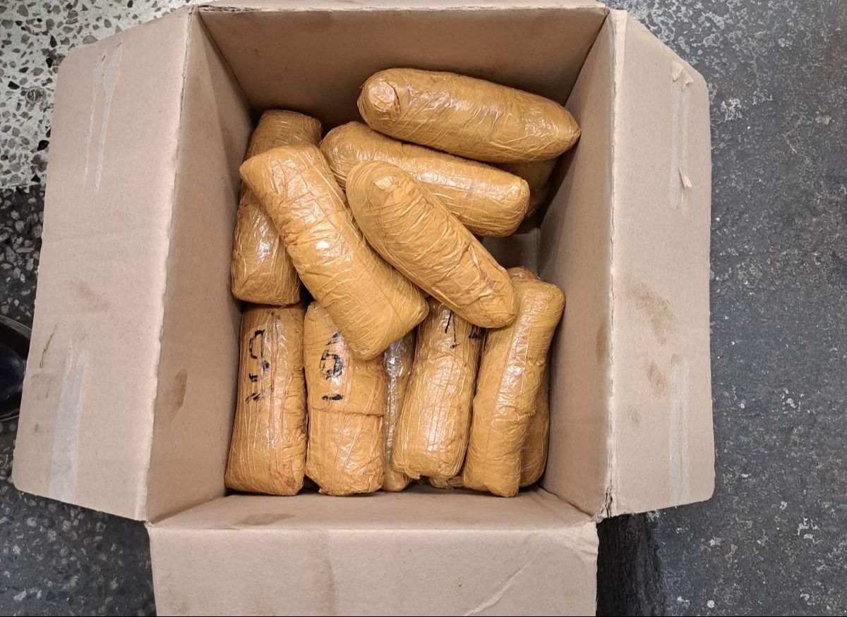 Türkiye'den Bulgaristan'a yol alıyordu, kilolarca eroinle gümrüğe takıldı! Türkiye'den Bulgaristan'a yol alıyordu, kilolarca eroinle gümrüğe takıldı! - 1. Resim