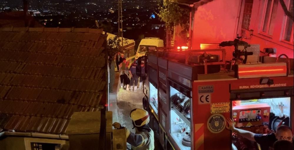 Bursa'da yangın faciası! Bir kadının cesedi bulundu - 2. Resim