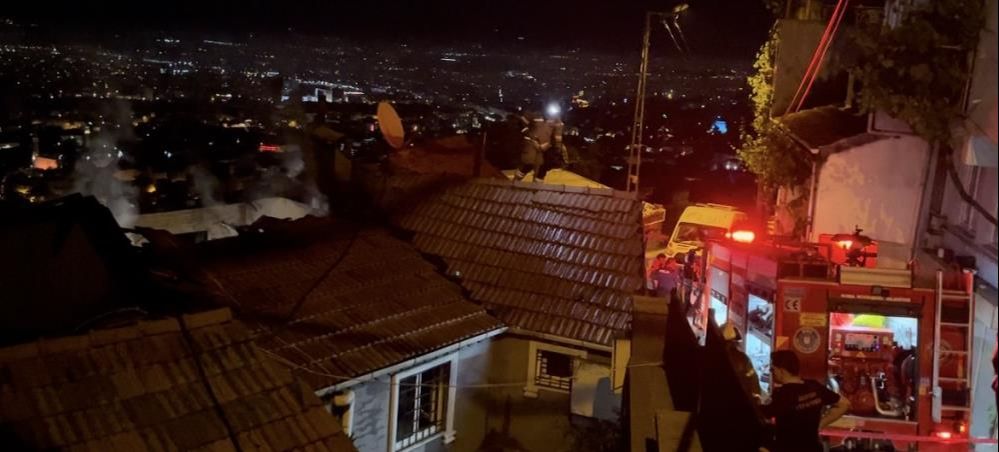 Bursa'da yangın faciası! Bir kadının cesedi bulundu - 1. Resim