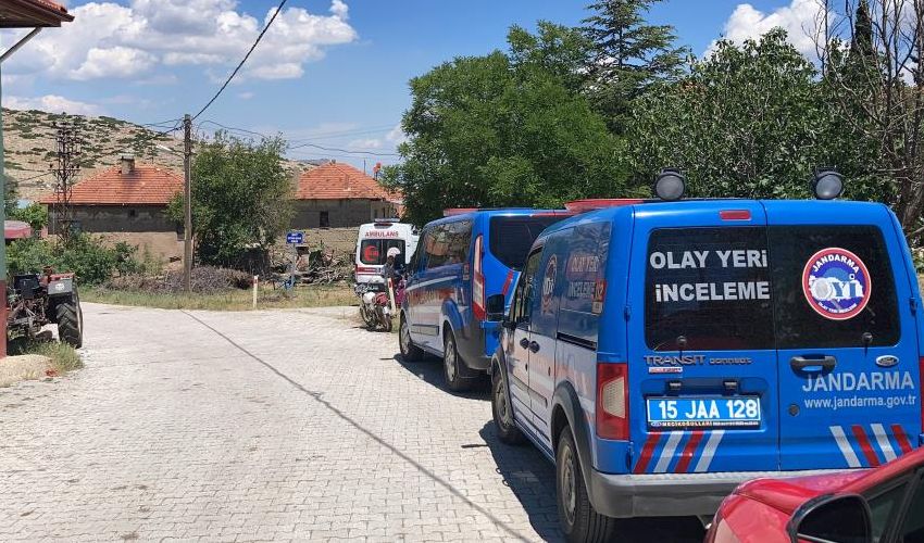 Evinde kanlar içinde bulundu, ölüm nedeni ortaya çıktı - 1. Resim