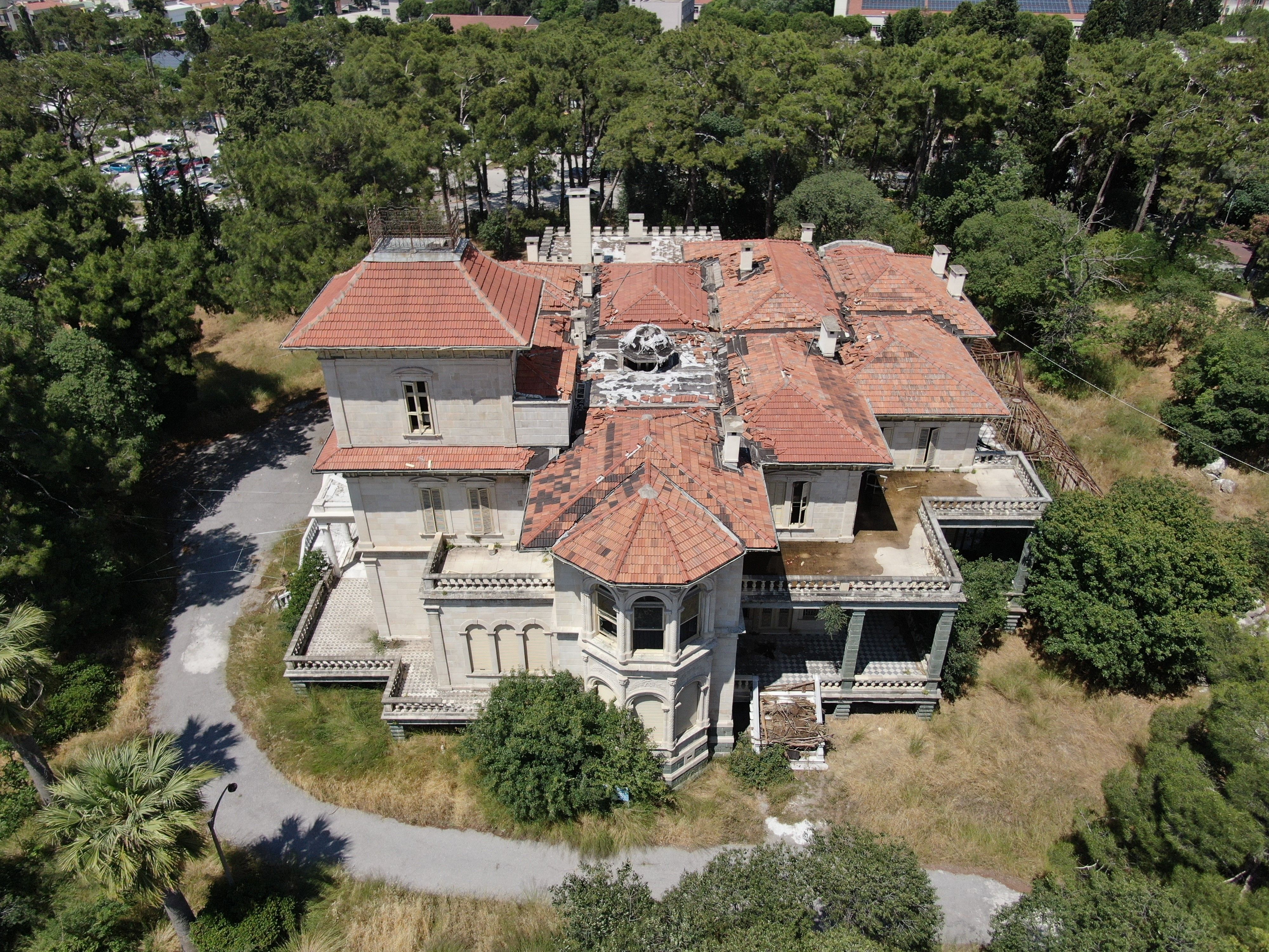 Hırsızların talan ettiği tarihi Forbes Köşkü'ne güvenlik önlemi Hırsızların talan ettiği tarihi Forbes Köşkü'ne güvenlik önlemi - 2. Resim