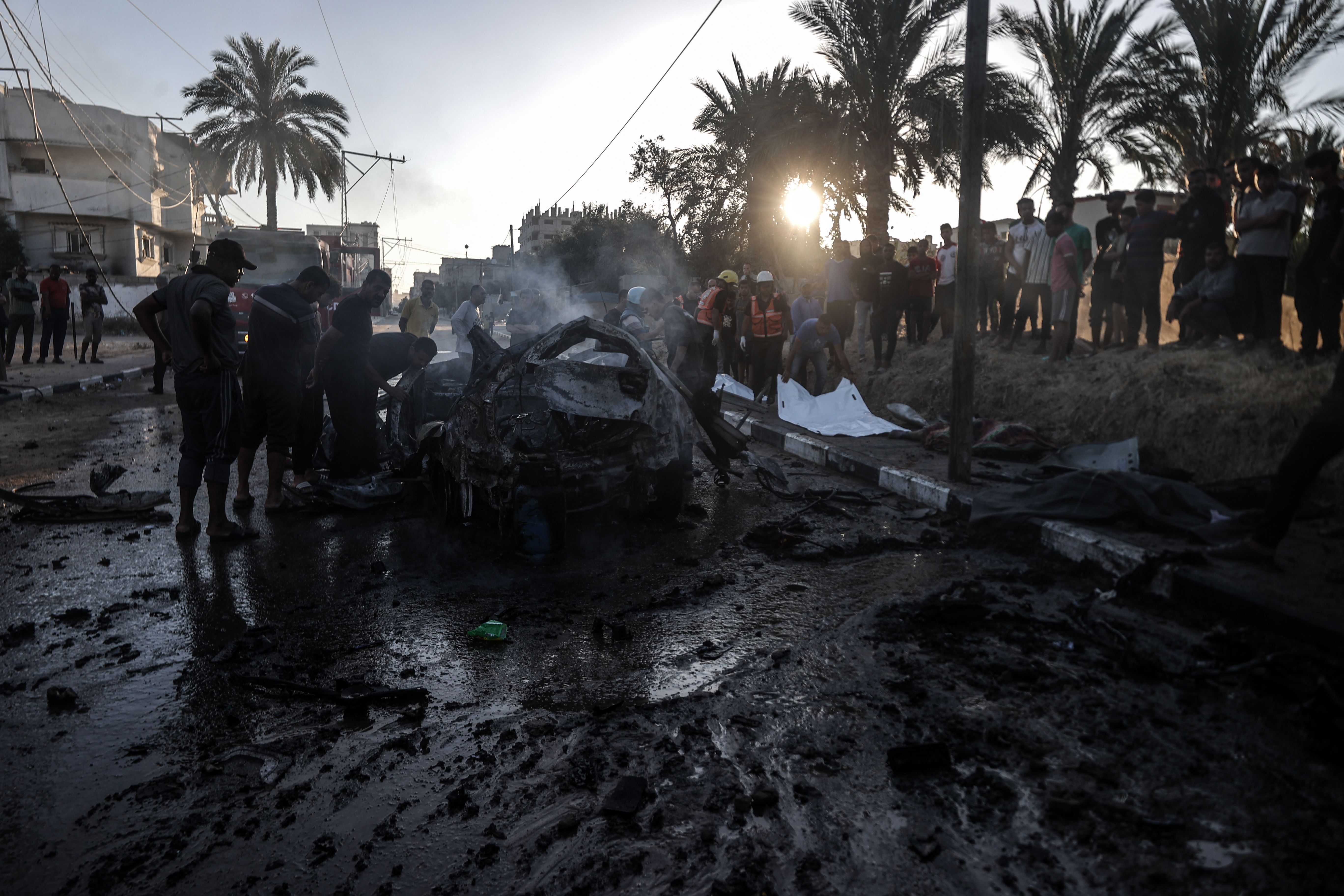 İsrail Gazze ve Refah'a havadan ölüm kusuyor! Kara işgalindeki 3 bölgeden çekildiler - 2. Resim