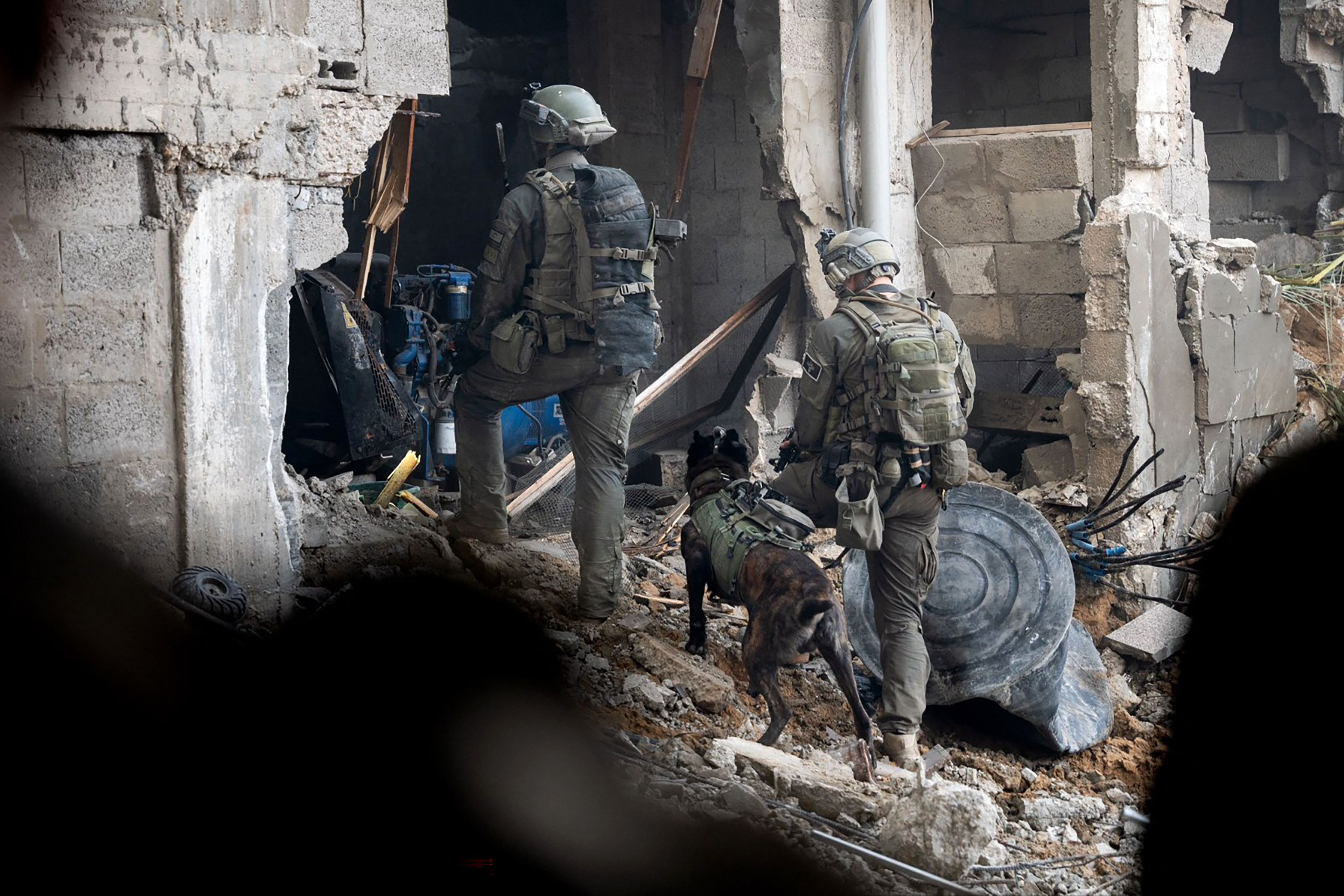 İsrail Gazze'deki tünellere girdi! 10 kilometrelik hat yok edildi İsrail Gazze'deki tünellere girdi! 10 kilometrelik hat yok edildi - 2. Resim