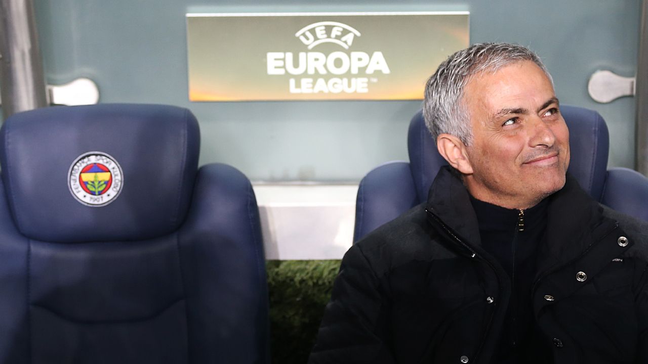 Bir rüya gerçekleşiyor! Fenerbahçe, Mourinho ile görüşmelerin başlandığını KAP'a bildirdi - 2. Resim