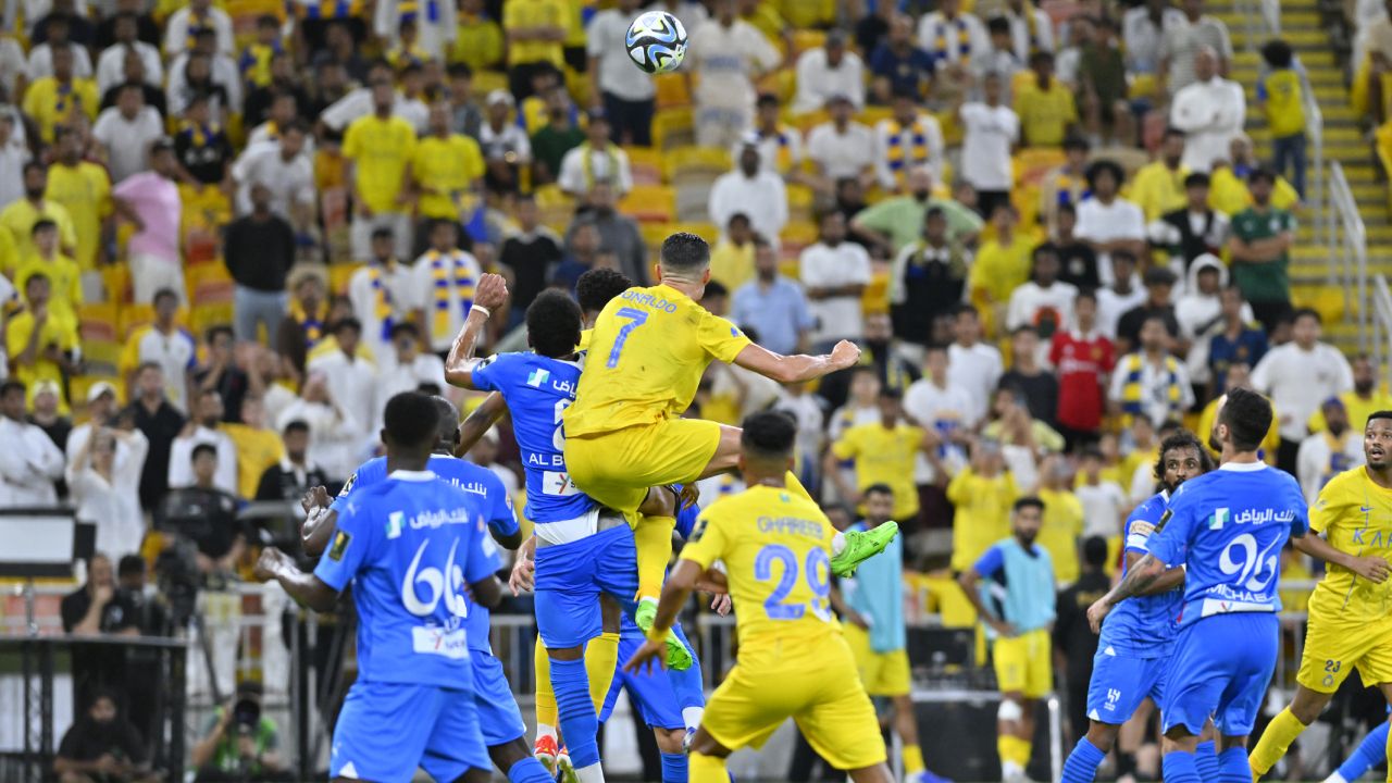 Dev finalde ilginç anlar! Cristiano Ronaldo dakikalarca ağladı - 1. Resim