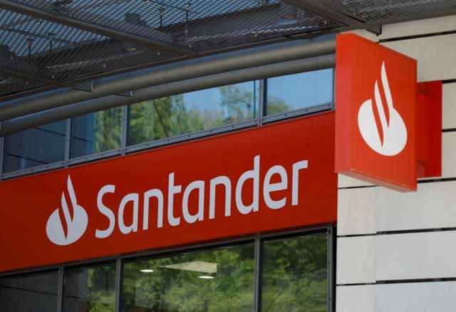 İspanya'nın en büyük bankası Santander hacklendi! Hackerlar 2 milyon dolar fidye istiyor İspanya'nın en büyük bankası Santander hacklendi! Hackerlar 2 milyon dolar fidye istiyor - 1. Resim