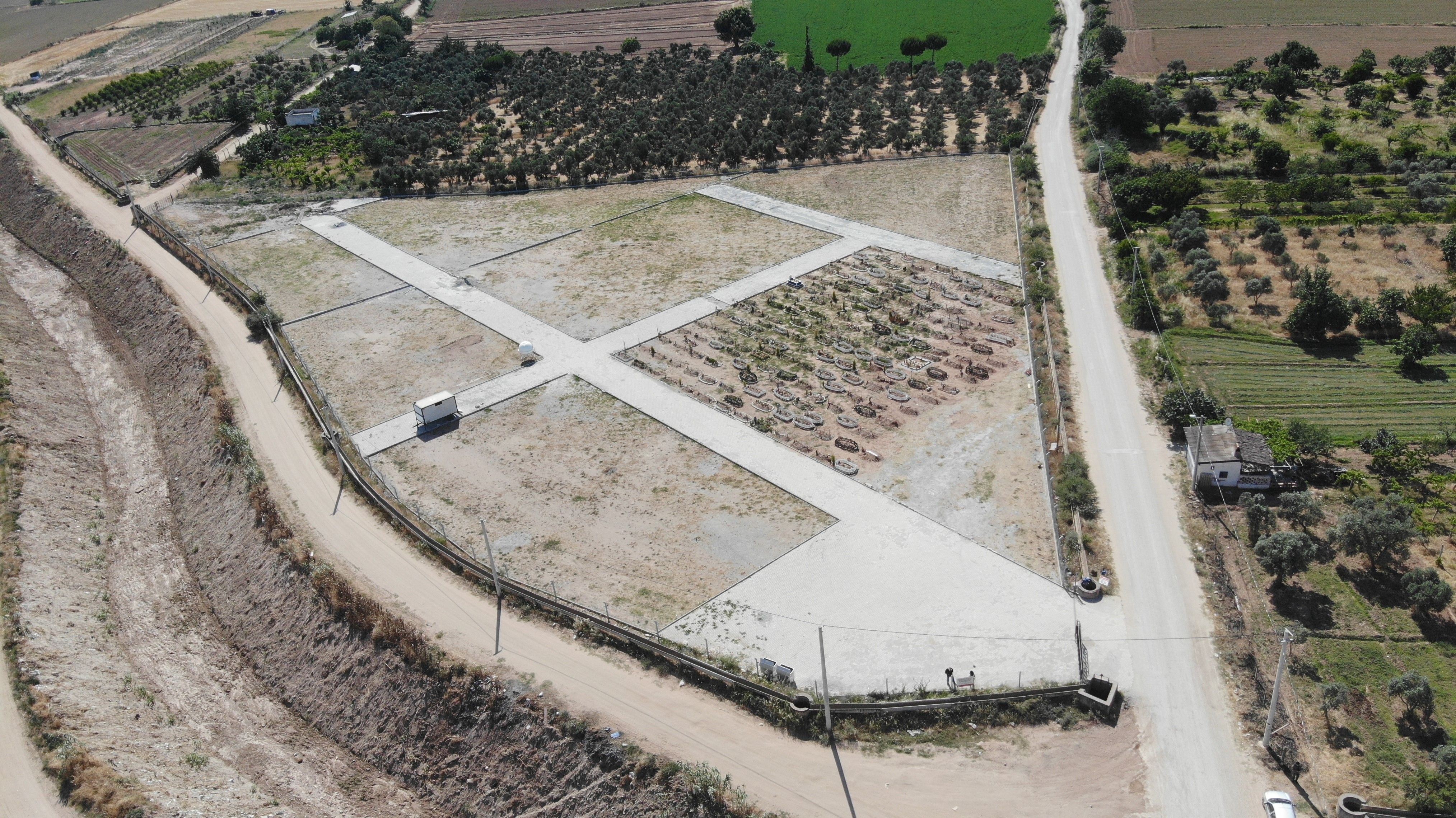 Mahalleli, mezarlığı dava etti Mezarlık da mahkemelik oldu... Mahalleli, mezarlığı dava etti - 4. Resim