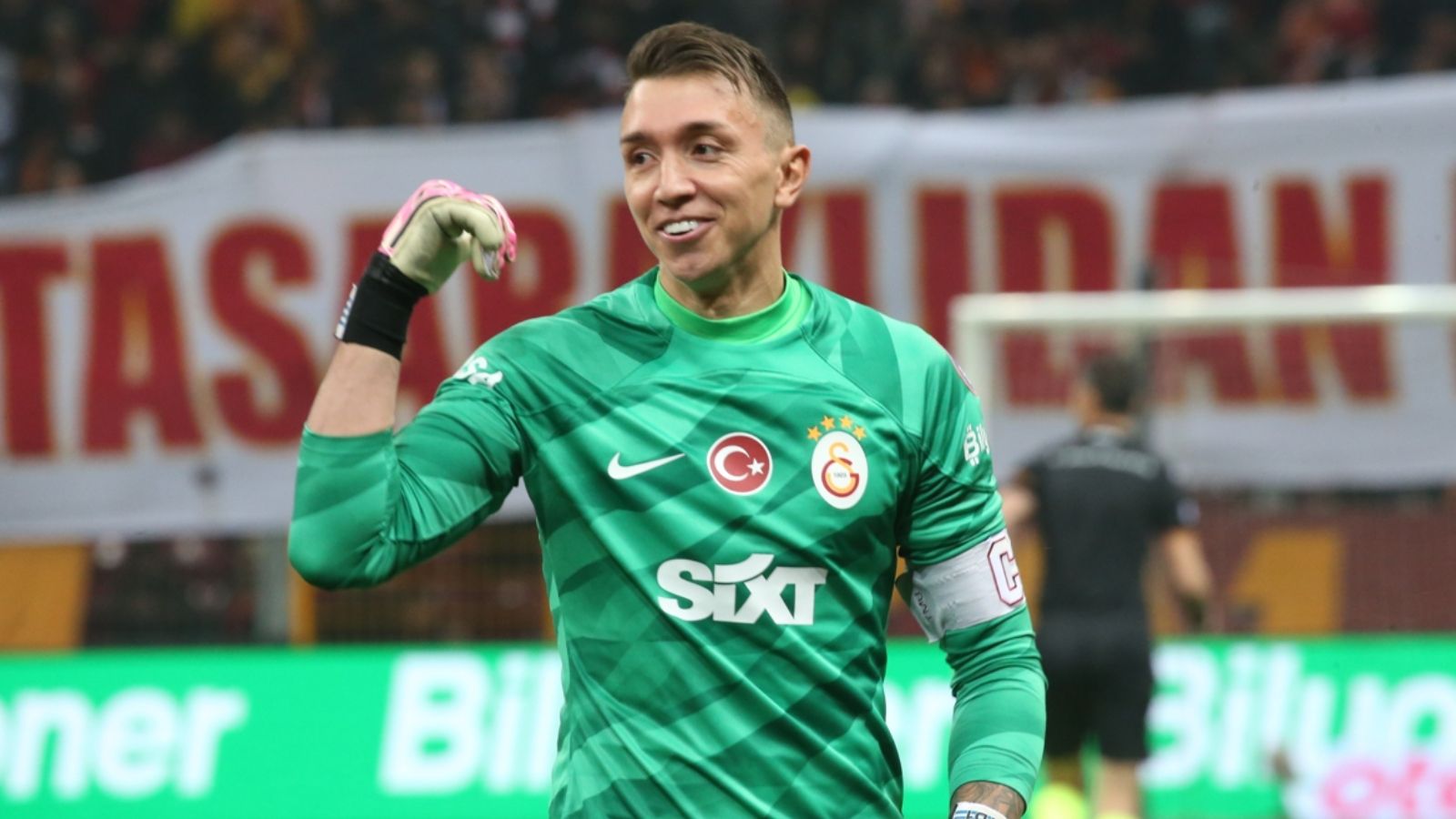 Muslera'ya futbolu bıraktıktan sonra yeni görev! Yönetimin planı belli oldu - 1. Resim