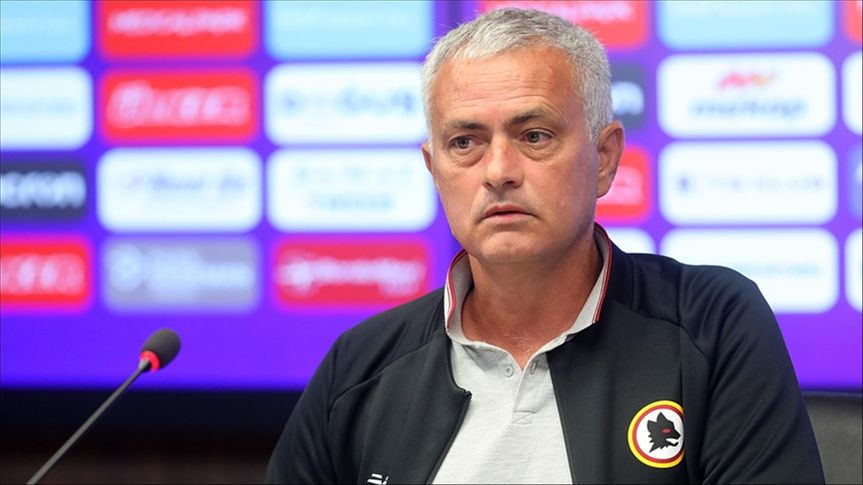 Roma’da net 8 milyon Euro maaş alan Mourinho, KAP’a bildirildi Roma’da net 8 milyon Euro maaş alan Mourinho, KAP’a bildirildi - 3. Resim