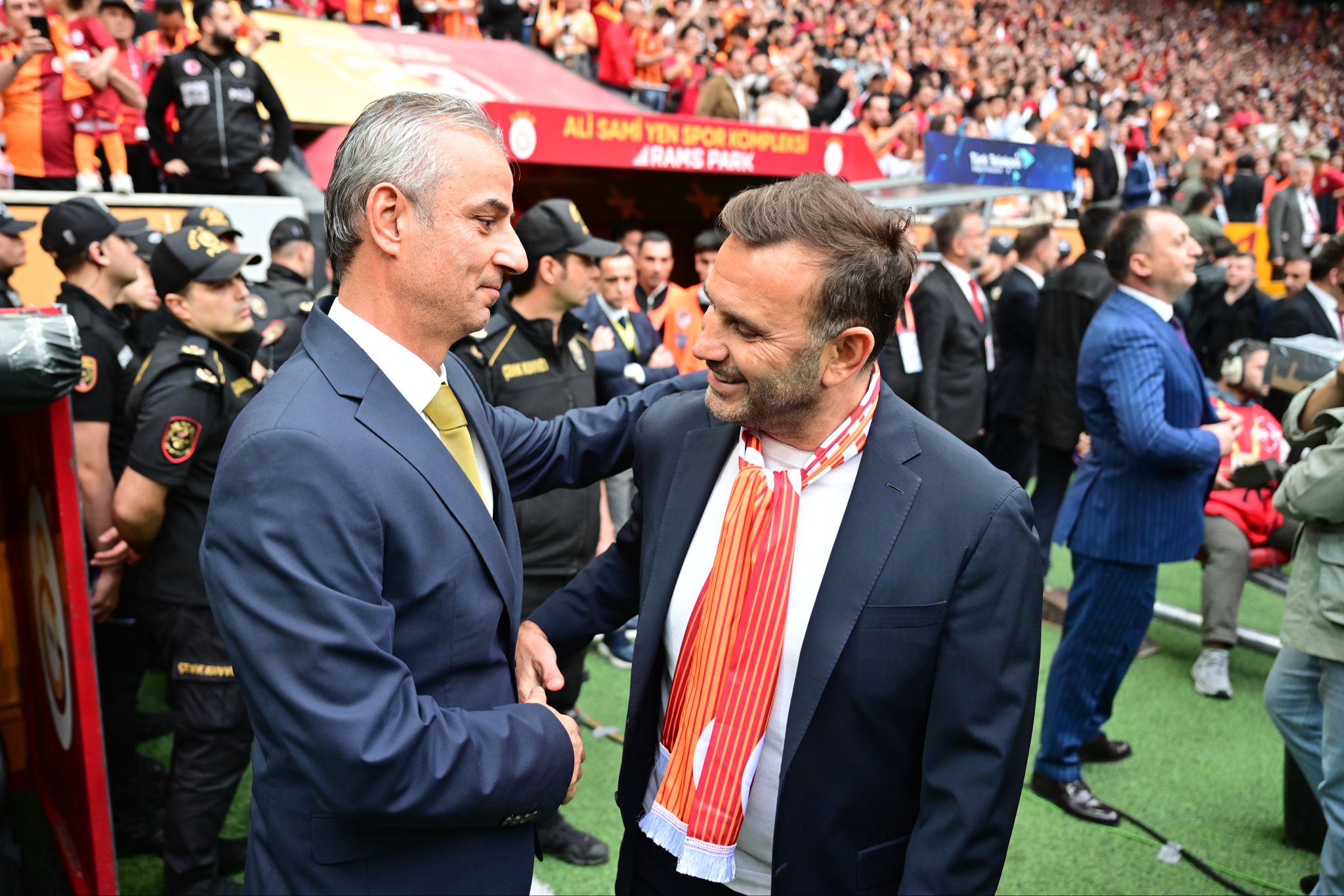 Sahalardan kopmayacak! Fenerbahçe'den ayrılan İsmail Kartal'a teklif var - 2. Resim