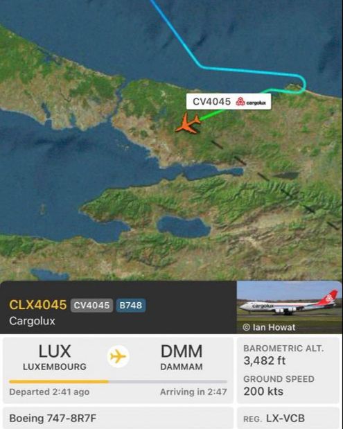 Yabancı kargo uçağı Sabiha Gökçen'e acil iniş yaptı! Tüm uçuşlar durduruldu Yabancı kargo uçağı Sabiha Gökçen'e acil iniş yaptı! Tüm uçuşlar durduruldu - 1. Resim