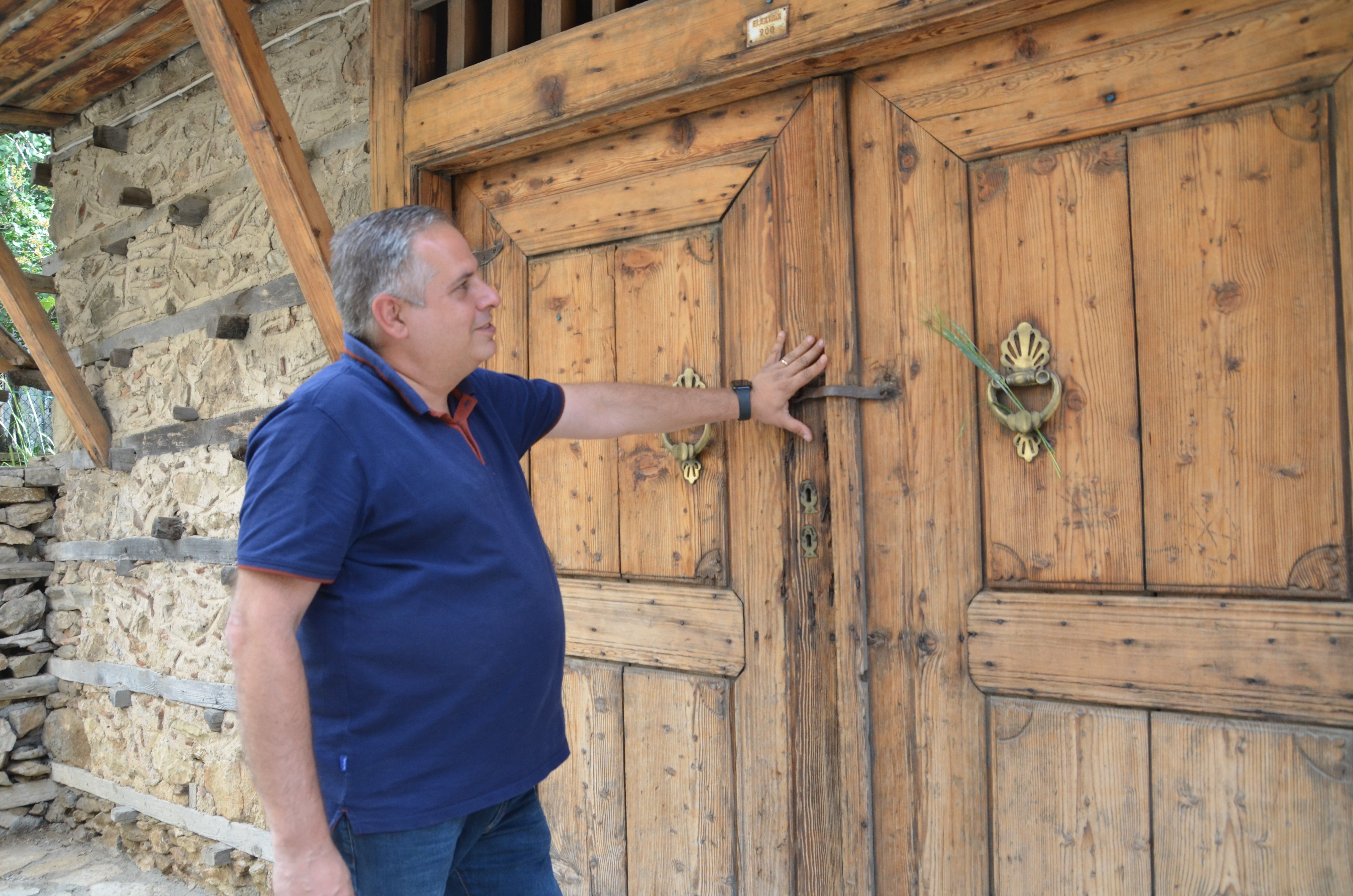 Antalya'da kapı tokmağı geleneği 300 yıldır devam ediyor: Harf Devrimi bu bölgeye gelmediğinden... - 2. Resim