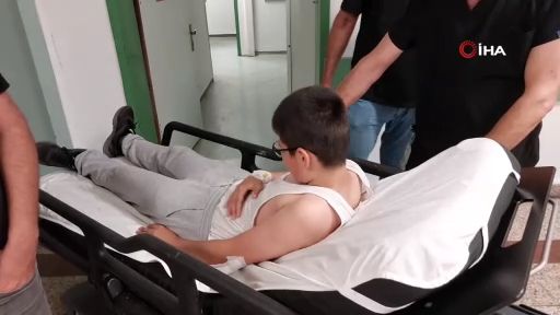 Sokak köpekleri 11 yaşındaki Gökay'a saldırdı! Korku dolu anları anlattı - 1. Resim