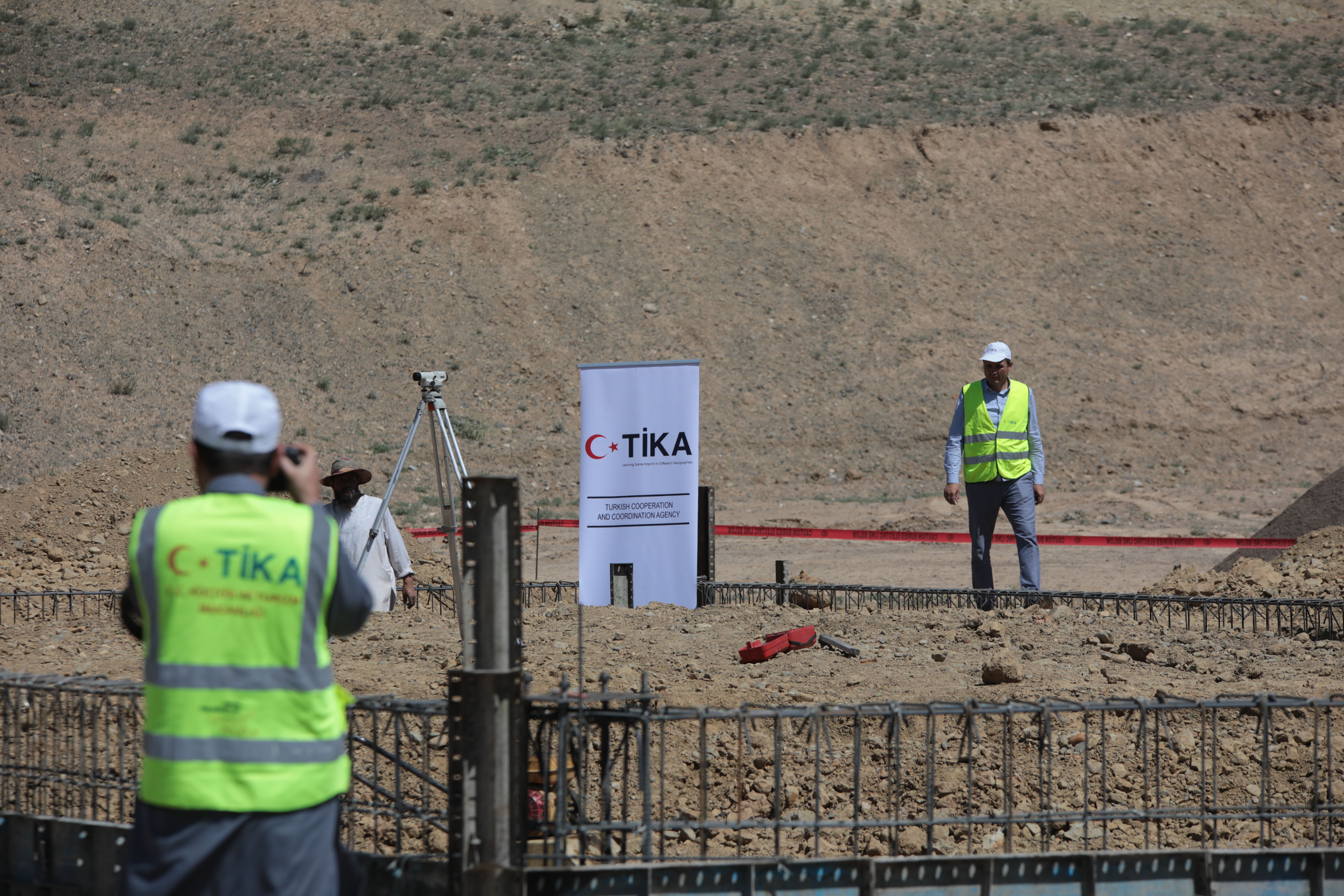 Türkiye Afganistan'daki kütüphanenin temellerini attı! Bamyan Üniversitesi'ne TİKA'yla destek - 1. Resim