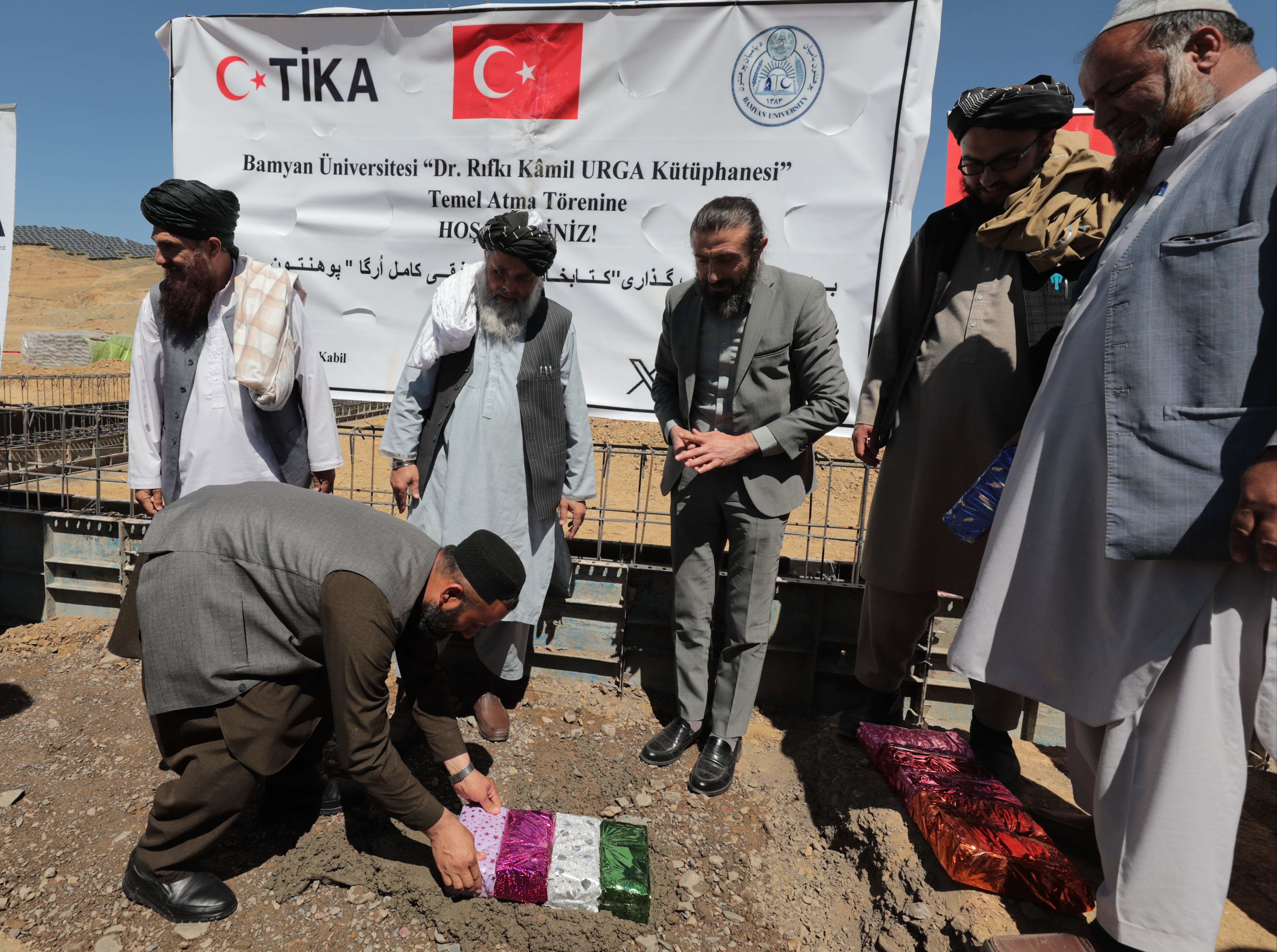Türkiye Afganistan'daki kütüphanenin temellerini attı! Bamyan Üniversitesi'ne TİKA'yla destek - 2. Resim