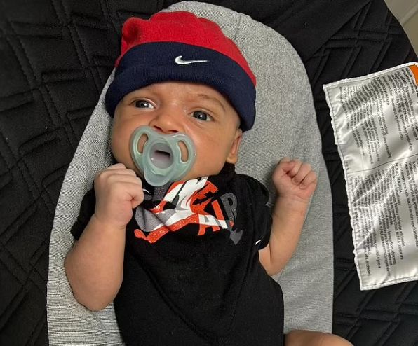 8 yıldır besledikleri husky cinsi köpek 6 aylık bebeklerini parçalayarak öldürdü - 2. Resim