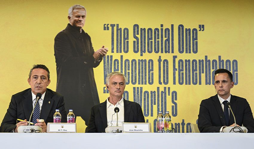 Basın toplantısında gerçeği söyledi! Jose Mourinho, Fenerbahçe için görüştüğü ilk kişiyi açıkladı - 1. Resim