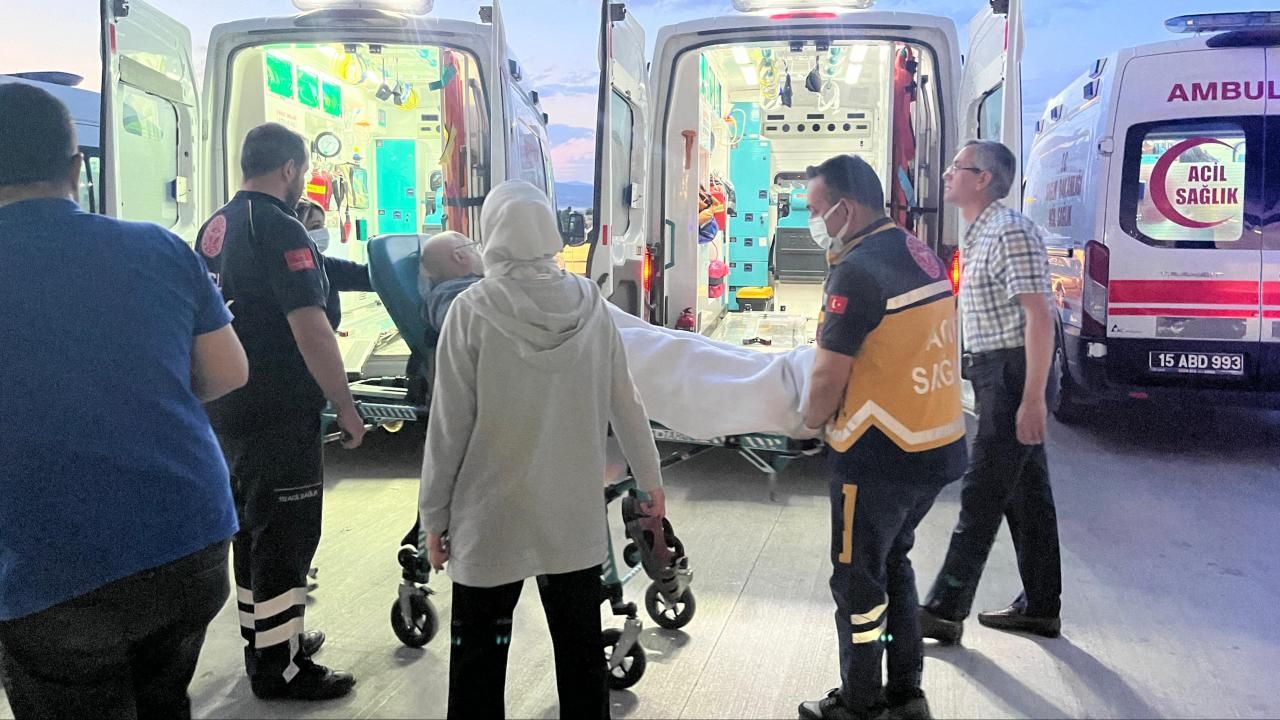 Burdur'da diyaliz faciası! Bakan Koca açıklama yaptı Burdur'da diyaliz faicası! Bakan Koca açıklama yaptı - 2. Resim