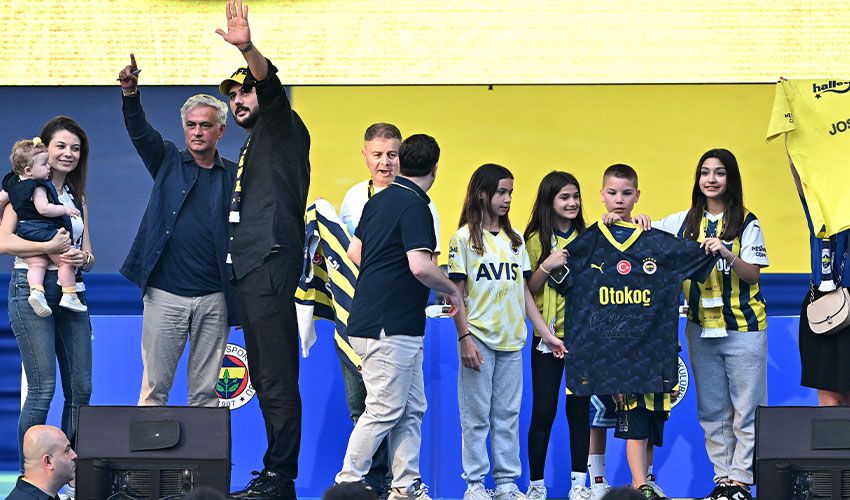 Dünya basını Mourinho ve Fenerbahçe'yi konuşuyor! 'Artık bu forma benim derim' - 4. Resim