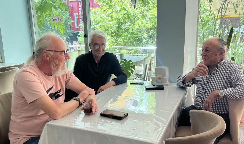 Hababam Sınıfı oyuncuları yıllar sonra buluştu, son halleri şaşırttı Hababam Sınıfı oyuncuları yıllar sonra buluştu, son halleri şaşırttı - 6. Resim