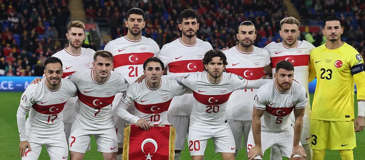 İtalya'nın ünlü kızıl şehri Bologna - 3. Resim