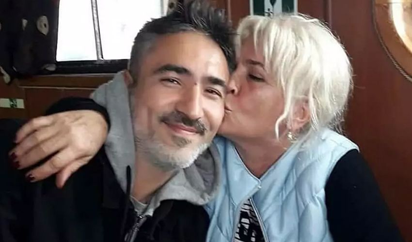 Sagopa Kajmer’in annesi hayatını kaybetti, ilk baş sağlığı mesajı Ceza’dan geldi - 1. Resim