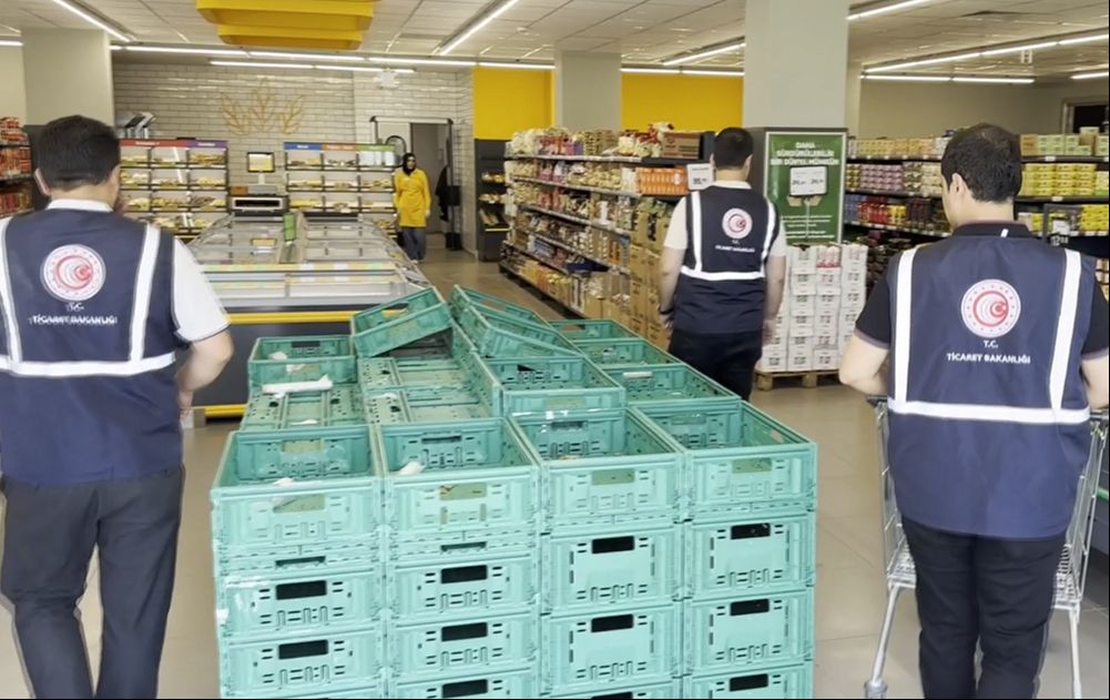 Vatandaşa fahiş fiyat uygulayan satıcıya geçit verilmeyecek Vatandaşa fahiş fiyat uygulayan satıcıya geçit verilmeyecek - 2. Resim