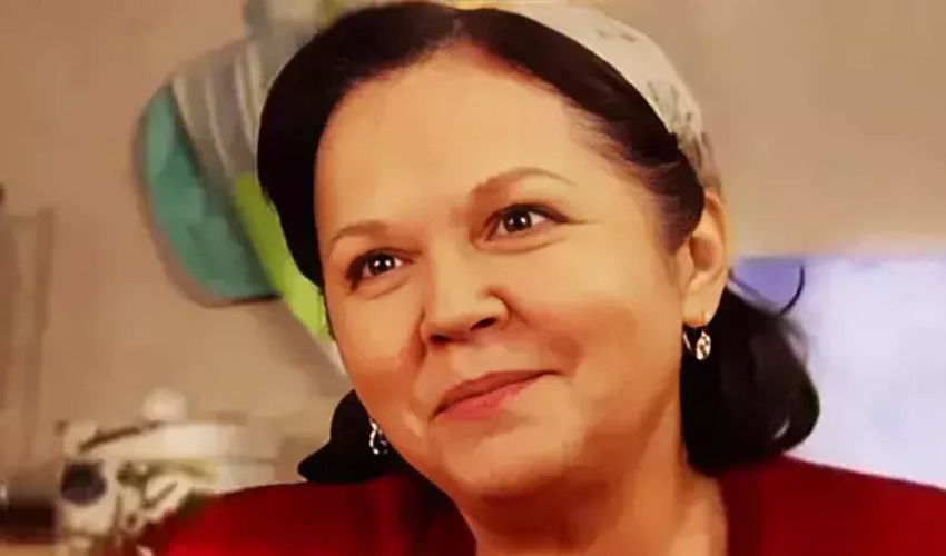 Aşk-ı Memnu'nun Şayeste'si Fatma Karanfil, kanser nedeniyle hayatını kaybetti Aşk-ı Memnu'nun Şayeste'si Fatma Karanfil, kanser nedeniyle hayatını kaybetti - 1. Resim