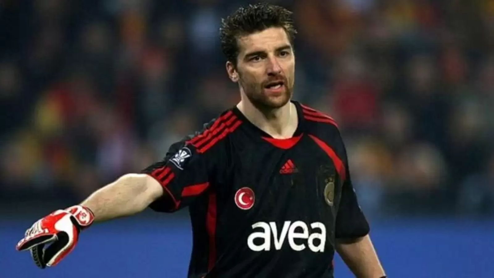 Beşiktaş'a yeni sportif direktör iddiası! Eski Galatasaraylı futbolcu takımın başına geçecek - 2. Resim