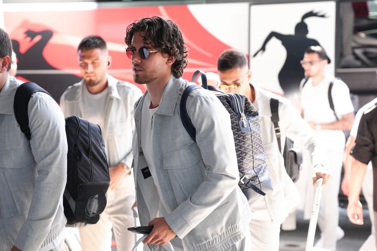 Doğan Alemdar ve Ahmetcan Kaplan, Ümit Milli Takım kadrosuna geçtiği için bu akşam maçta oynamayacak Doğan Alemdar ve Ahmetcan Kaplan, Ümit Milli Takım kadrosuna geçtiği için bu akşam maçta oynamayacak - 3. Resim