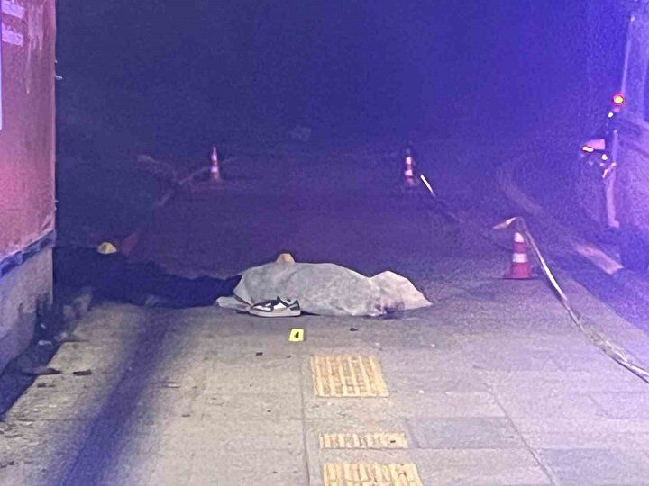 Kaldırımda yürüyen 2 gencin ölümüne sebep olmuştu! Sanığın ifadesi ortaya çıktı Kaldırımda yürüyen 2 gencin ölümüne sebep olmuştu! Sanığın ifadesi ortaya çıktı - 2. Resim