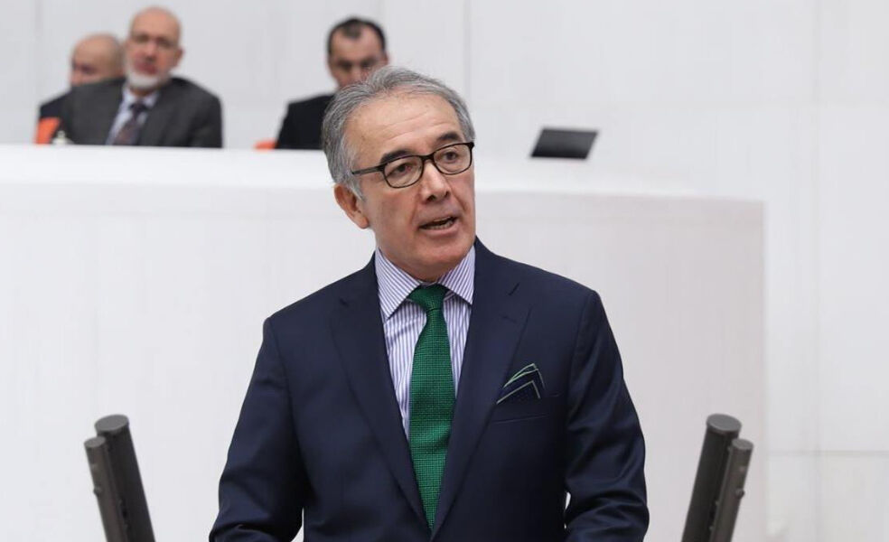 Ahat Andican, 2023 yılında İYİ Partiden istifa etmişti - 1. Resim